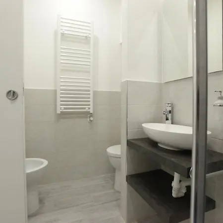 Apartment Amazing In Center With Balcony Milan