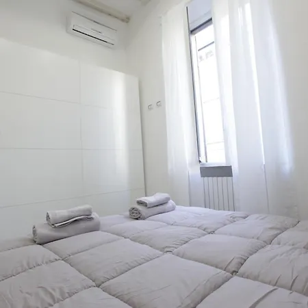 Amazing In Center With Balcony Apartment