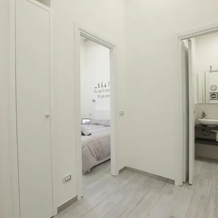 Amazing In Center With Balcony Apartment Milan